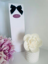 Load image into Gallery viewer, Ceramic Patterned Camellia Reed Diffuser 100ml - Select your scent