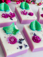 Load image into Gallery viewer, Rosey Wonderland wax melt slab