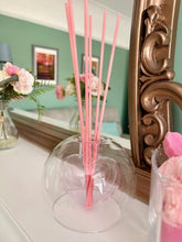 Load image into Gallery viewer, Glass Heart Reed Diffuser