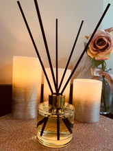 Load image into Gallery viewer, Reed Diffuser 100ml gold cap with black reeds - Select your scent