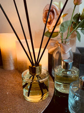 Load image into Gallery viewer, Reed Diffuser 100ml gold cap with black reeds - Select your scent