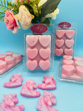 Load image into Gallery viewer, Unicorn Dreams Heart wax melt snap bar