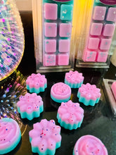 Load image into Gallery viewer, Coconut and Waterfall Bloom individual flower wax melts (6)