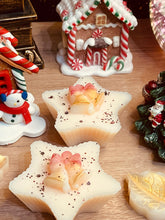 Load image into Gallery viewer, Cinnamon Vanilla Jingle Bell Tart Wax Melt
