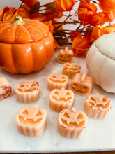Load image into Gallery viewer, Spiced Pumpkin Bread Pumpkins x6 Individuals
