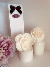 Load image into Gallery viewer, Ceramic Patterned Marigold Reed Diffuser 100ml - Select your scent
