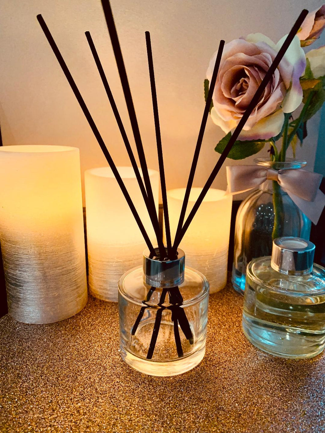 Reed Diffuser 100ml silver cap with black reeds - Select your scent