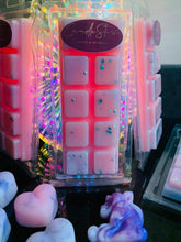 Load image into Gallery viewer, Unicorn Dreams wax melt snap bar
