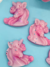 Load image into Gallery viewer, Unicorn Dreams individual wax melts (5)
