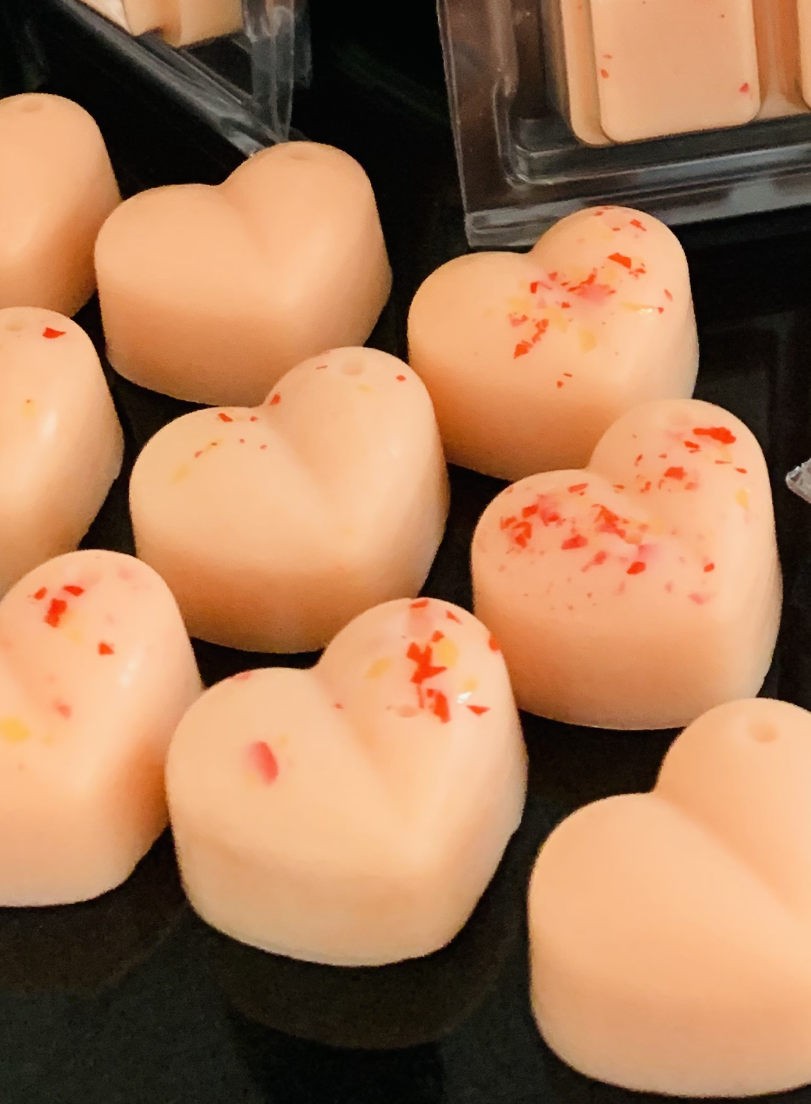 Scrummy Mango & Passionfruit individual heart wax melts (6)